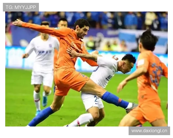 成豪门战略引发危机?上海申花高薪引援遭遇球队矛盾 成豪门战略引发危机?上海申花高薪引援遭遇球队矛盾