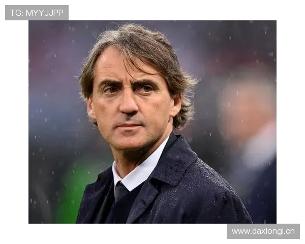 斯卡洛尼执教风格解析：务实战术与防守反击体系