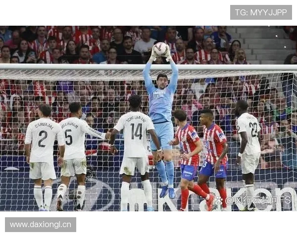 皇马欧冠争冠压力上升，近期形势变化对赛季走势形成制约