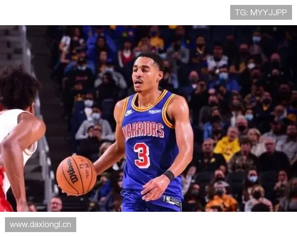 帕蒂·米尔斯利用无球跑动拉开空间提升三分命中率与团队进攻效率